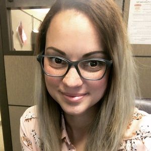 Meet your Posher, Natalie